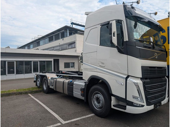 Camion ampliroll VOLVO FH