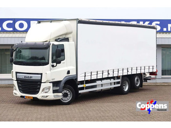 Camion à rideaux coulissants DAF CF 330