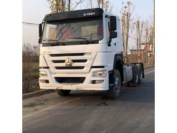 Tracteur routier SINOTRUK HOWO