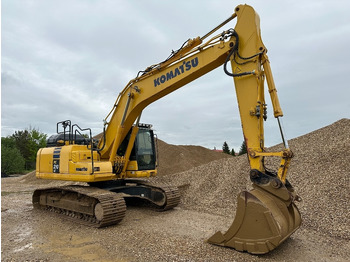 Pelle sur chenille KOMATSU PC210LC-11