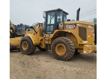 Chargeuse sur pneus CATERPILLAR 950GC