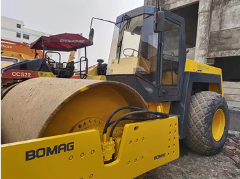 Compacteur BOMAG