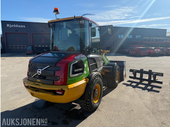 Mini chargeuse 2020 Volvo JL25H Elektrisk kompaktlaster, Pallegafler, Skuffe, Brøyteskjær - kun 436 arbeidstimer - Servicehistorikk: photos 4