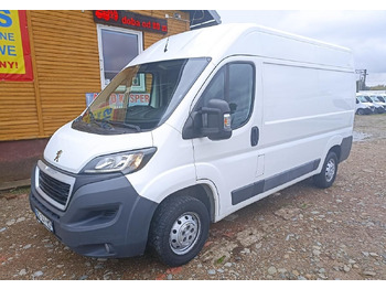 Fourgon utilitaire PEUGEOT Boxer