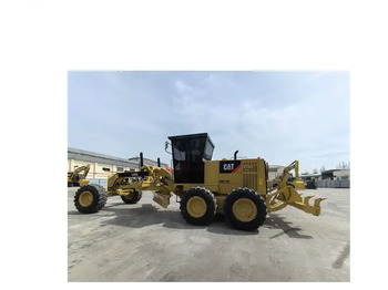 Niveleuse CATERPILLAR 140H