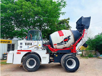 Camion malaxeur DEYI 2 cubic concrete mixer: photos 3