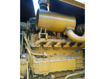 Chargeuse sur pneus CATERPILLAR 966F