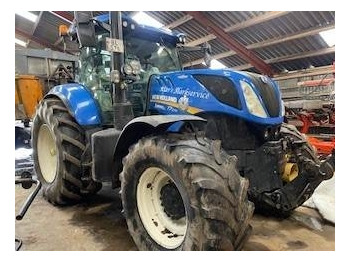 Tracteur agricole NEW HOLLAND T7.270