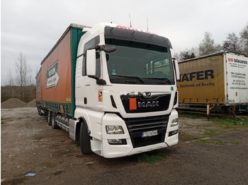 Camion à rideaux coulissants MAN TGX 24.500