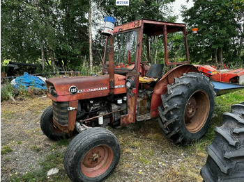 Tracteur agricole MASSEY FERGUSON 100 series