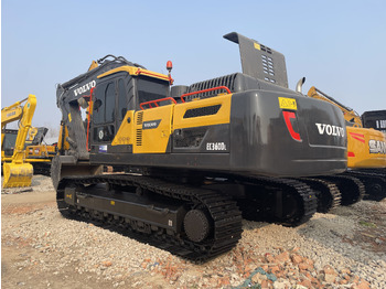 Pelle sur chenille VOLVO EC360