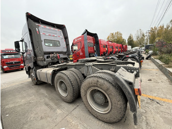 Tracteur routier HOWO TRACTOR: photos 3