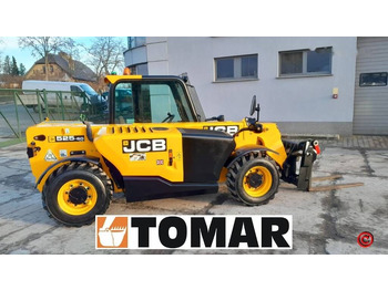 Chariot télescopique JCB