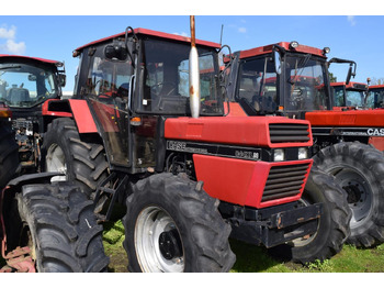 Tracteur agricole CASE IH 844XL