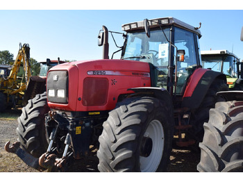 Tracteur agricole MASSEY FERGUSON 8250