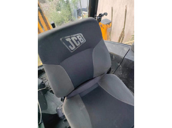 Tractopelle JCB 3CX