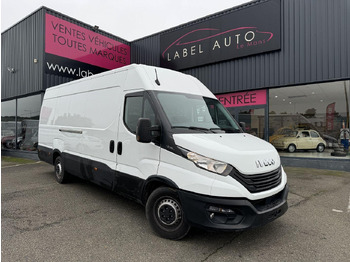 Fourgon utilitaire IVECO Daily 35s16