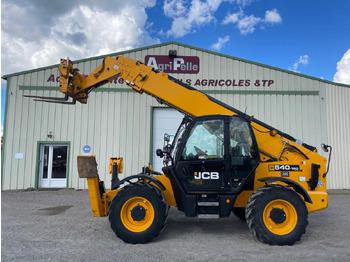 Chariot télescopique JCB