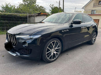 Voiture MASERATI