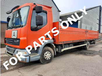 Camion plateau DAF LF 45 220