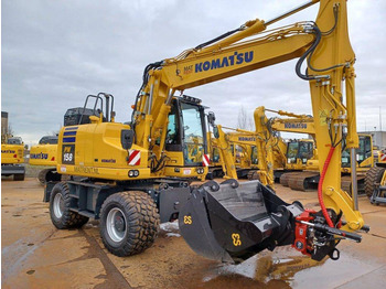 Pelle sur pneus KOMATSU