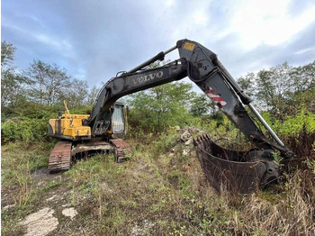 Pelle sur chenille VOLVO EC210BLC