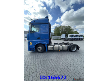 Tracteur routier MERCEDES-BENZ Actros 1845