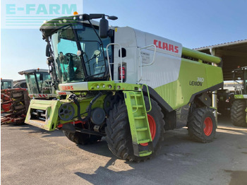 Moissonneuse-batteuse CLAAS Lexion 740