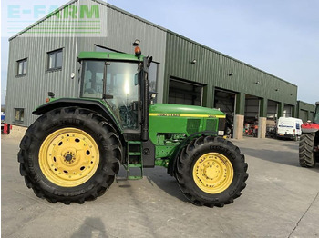 Tracteur agricole JOHN DEERE 7710