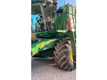 Moissonneuse-batteuse JOHN DEERE T660