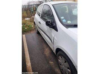 Voiture RENAULT