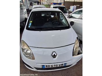 Voiture RENAULT