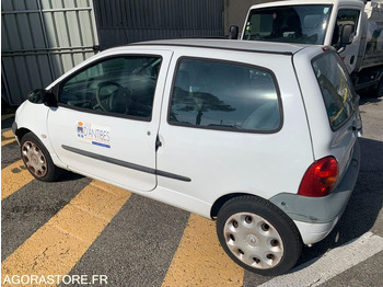 Voiture Renault Twingo - 2005 - 107 200 kms - 212 BMD 06: photos 5