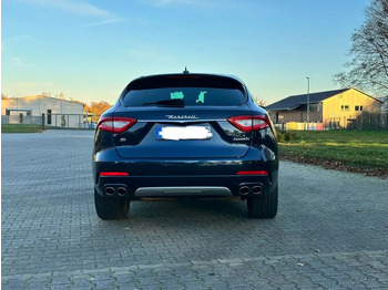 Voiture Maserati Levante Q4 GranLusso: photos 5