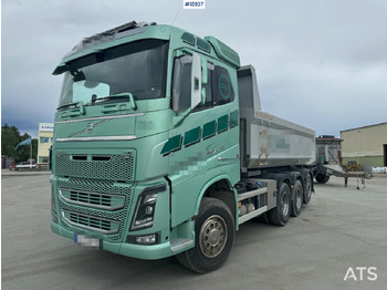 Camion benne VOLVO FH16