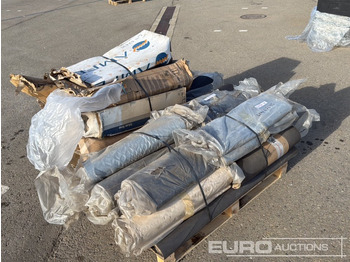 Matériel de chantier Pallet of Various Types of Sandpaper: photos 2