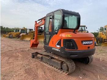 Pelle DOOSAN DX55: photos 2