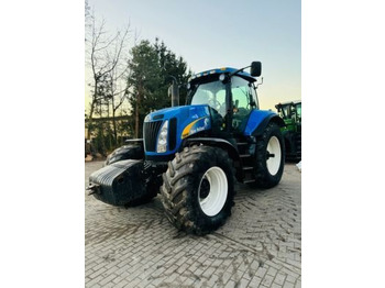 Tracteur agricole NEW HOLLAND T8040