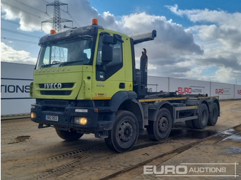 Camion ampliroll IVECO Trakker