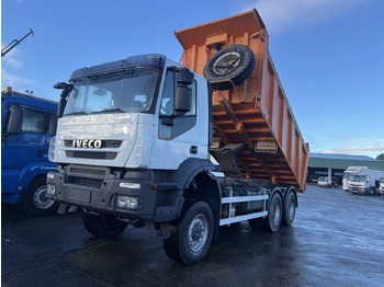 Camion benne IVECO Trakker