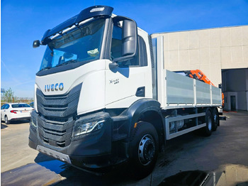 Camion plateau IVECO X-WAY