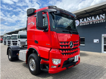 Tracteur routier MERCEDES-BENZ Arocs 1846