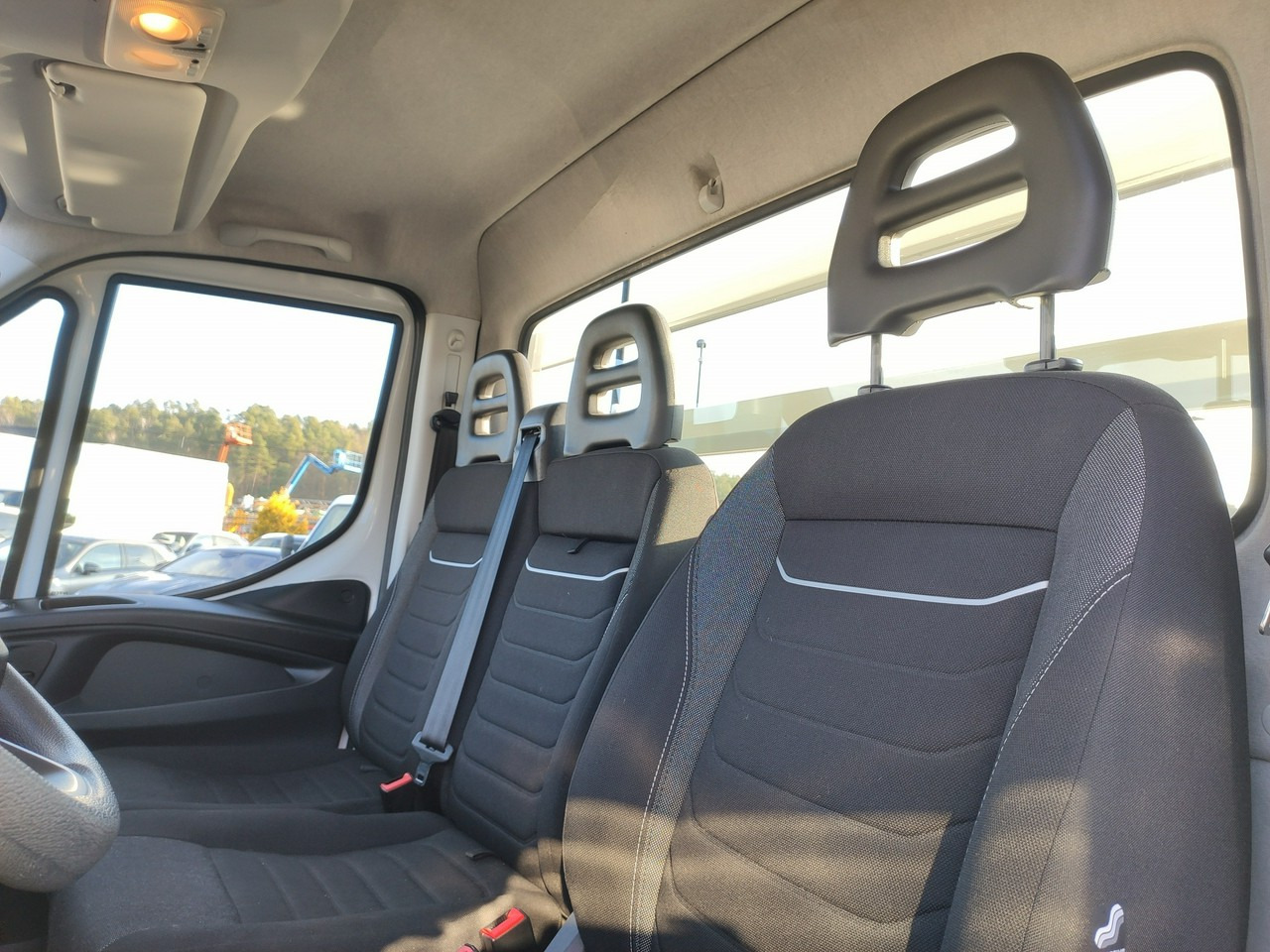 Utilitaire benne Iveco Daily 35C16 V: photos 13