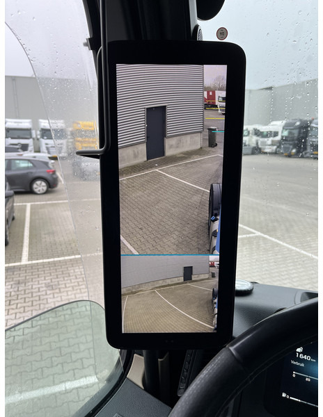 Mercedes-Benz Actros 1840 StreamSpace / 330 dkm / 2 Tanks / Mirror Cam / APK TUV 03-25 - crédit-bail Mercedes-Benz Actros 1840 StreamSpace / 330 dkm / 2 Tanks / Mirror Cam / APK TUV 03-25: photos 8