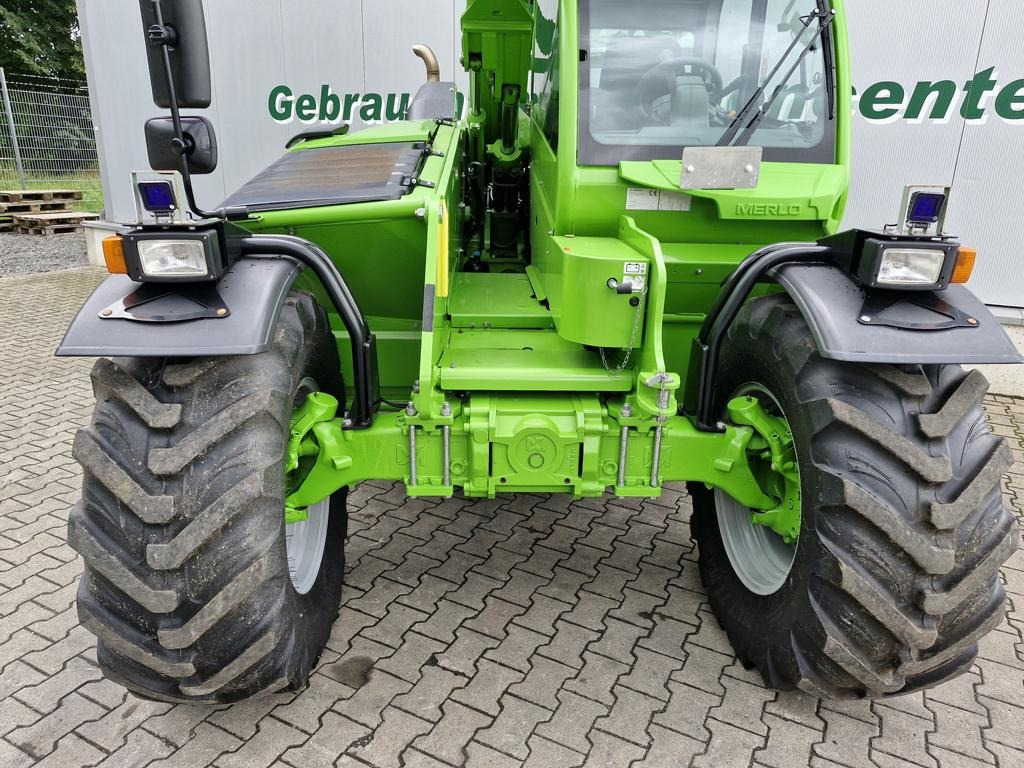 Chargeuse Merlo TF 42.7-140: photos 11