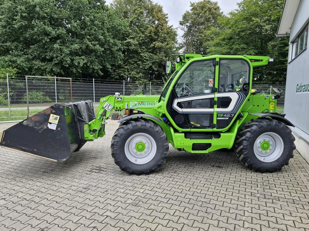 Chargeuse Merlo TF 42.7-140: photos 37