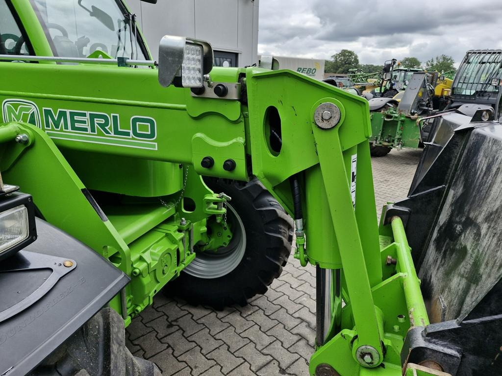 Chargeuse Merlo TF 42.7-140: photos 18