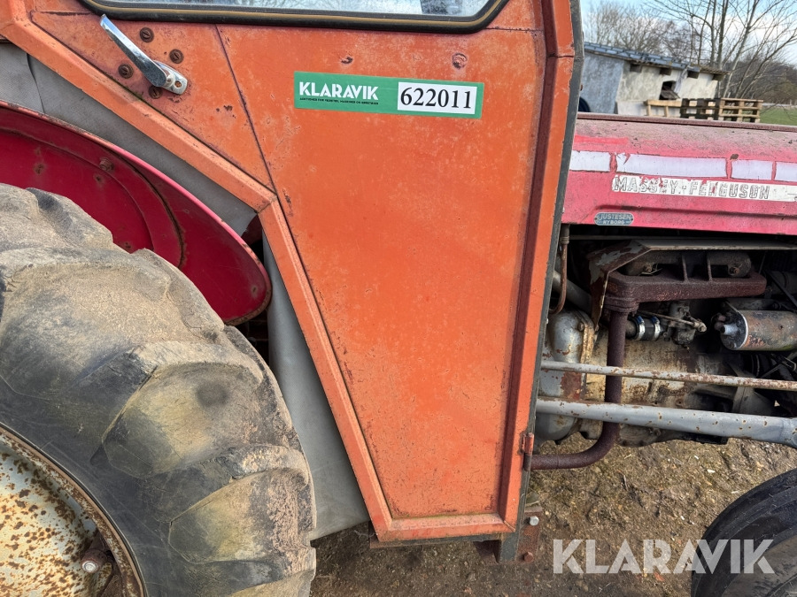 Tracteur agricole Traktor Massey Ferguson 35: photos 10