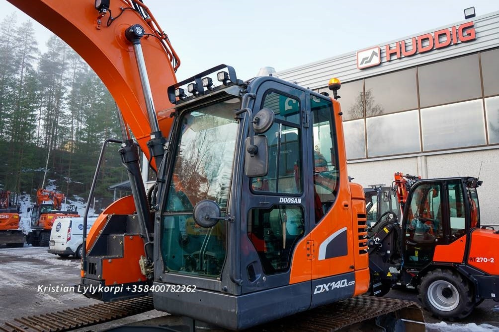 Pelle sur chenille Doosan DX140LCR-5 PYÖRITTÄJÄLLÄ: photos 13