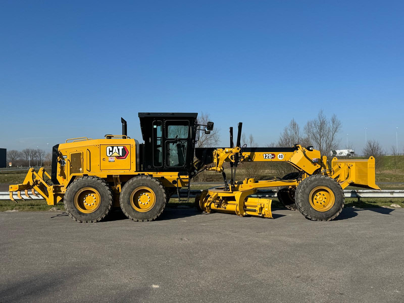 Niveleuse Caterpillar 120 GC AWD CE / EPA: photos 8